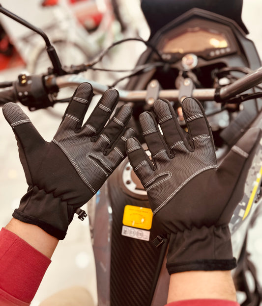GANTS POUR L’HIVER IMPERMÉABLE