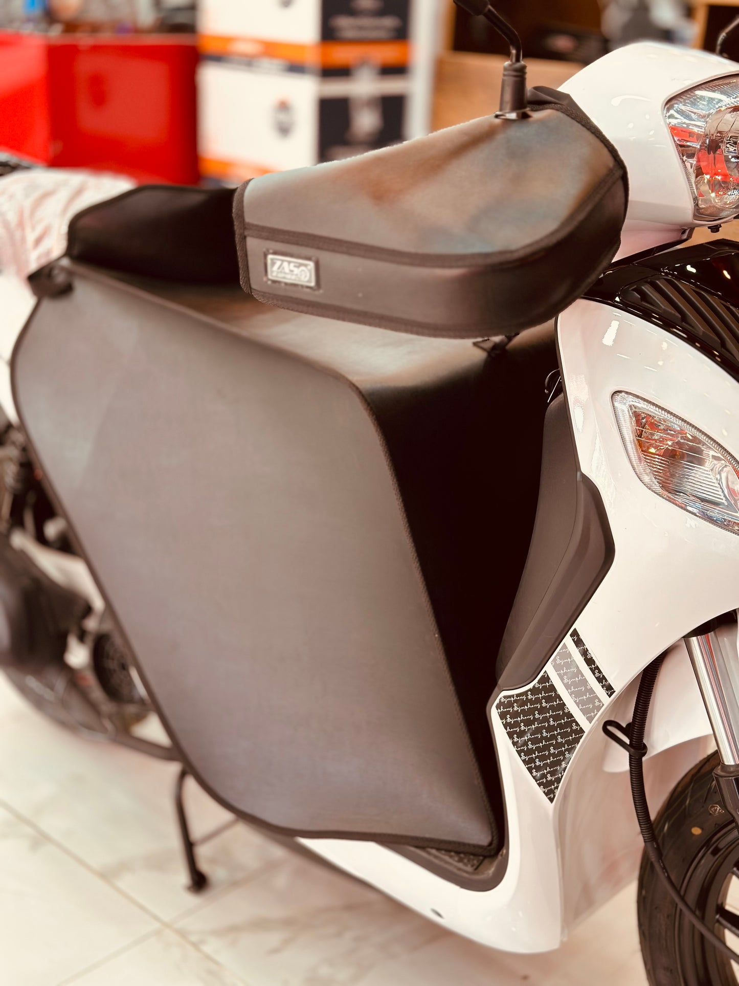 MOUFLES & TABLIER MARQUE ZAS