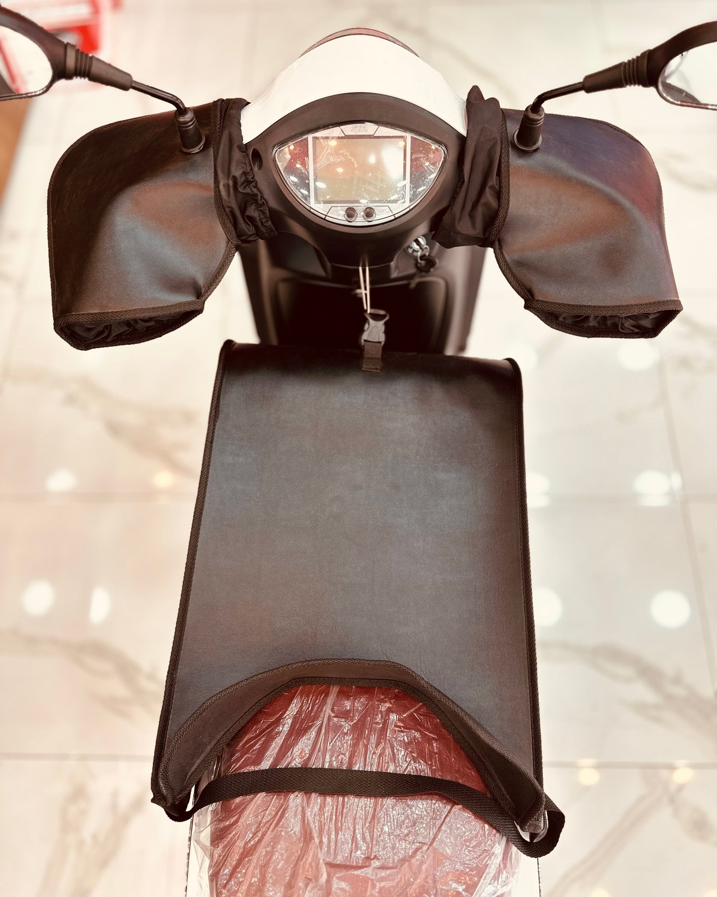 MOUFLES & TABLIER MARQUE ZAS